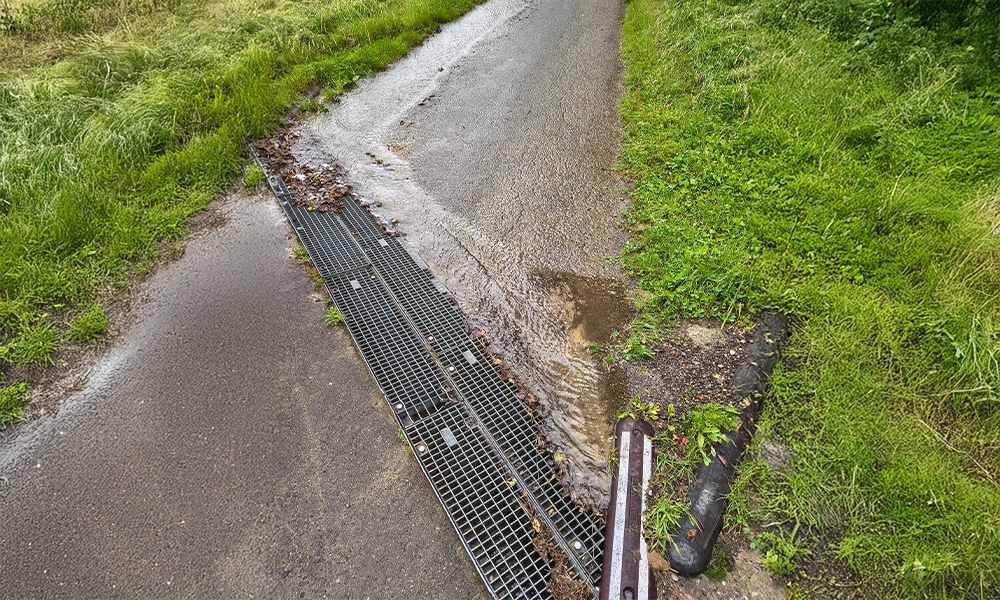 Wasserabschläge an Wegen zur Ableitung von Oberflächenwasser